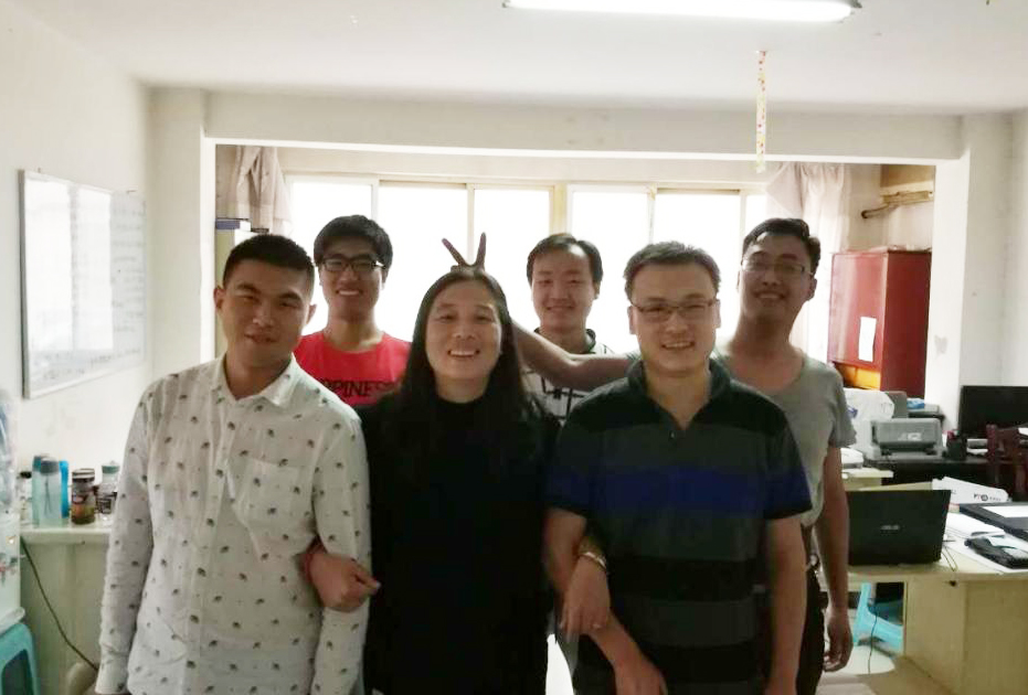 1474685113803984.jpg 华北3:华北刘晓芳慰问廊坊办.jpg